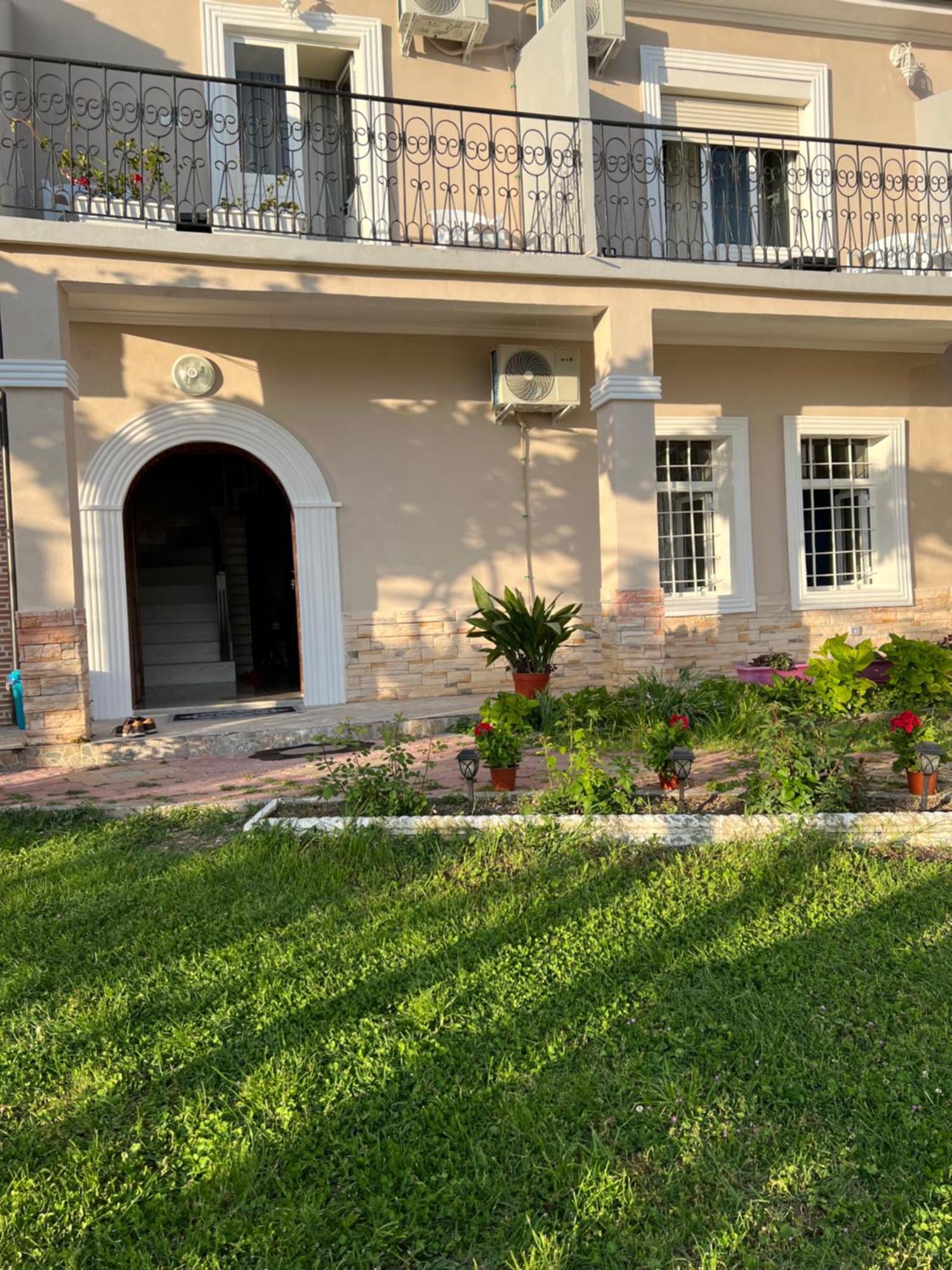Krujë Garden Villa Guni מראה חיצוני תמונה