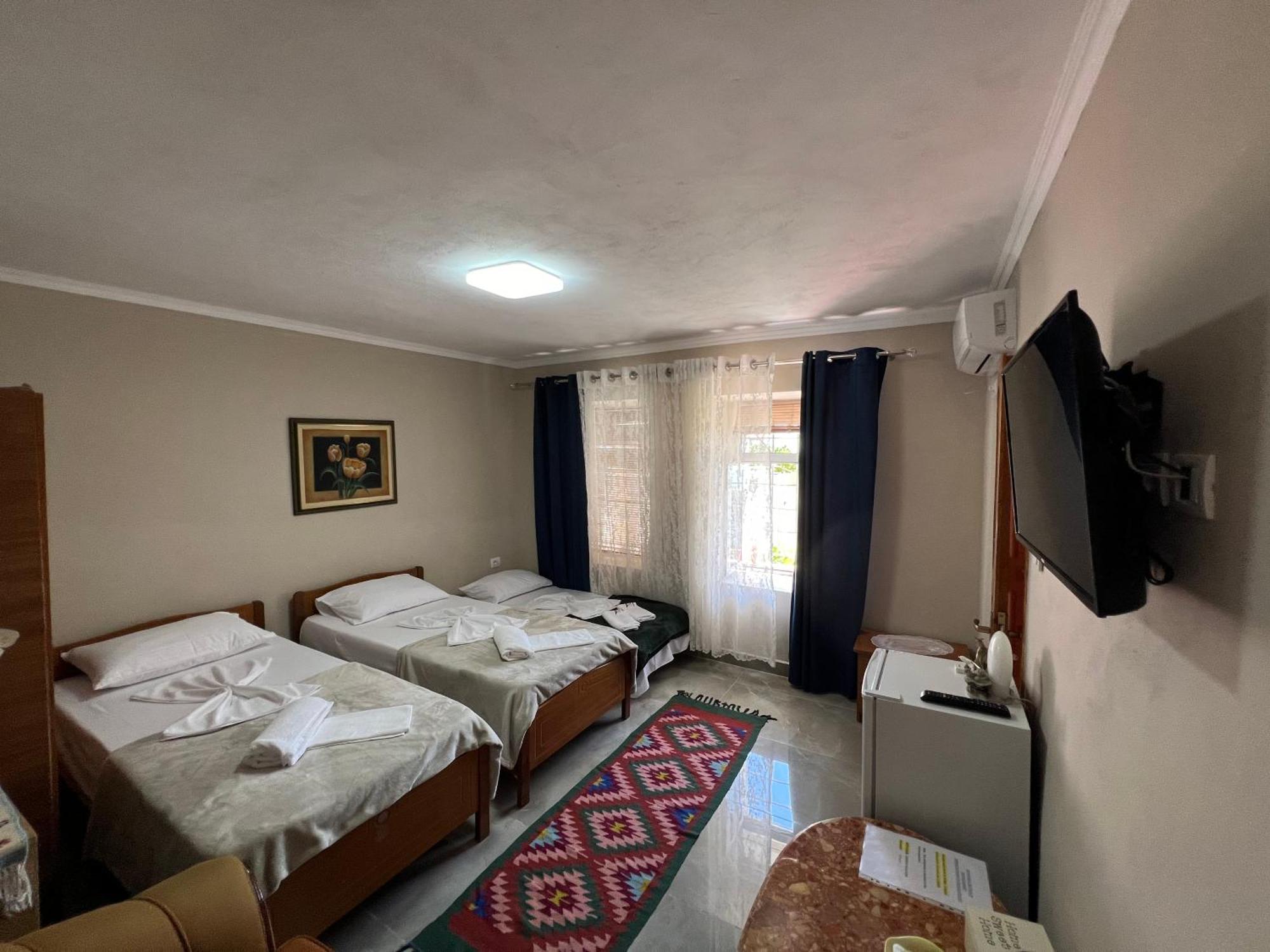Krujë Garden Villa Guni מראה חיצוני תמונה